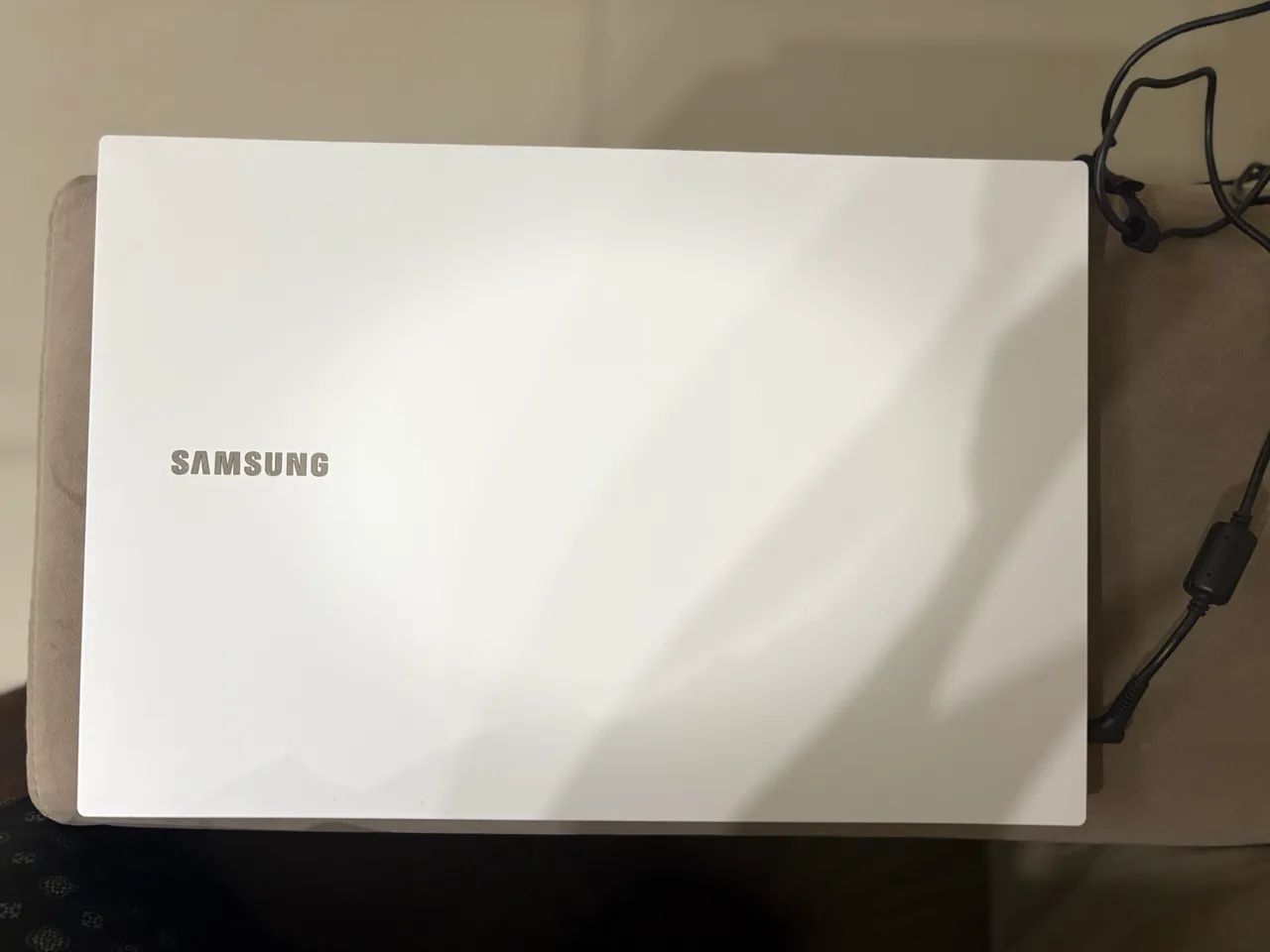 Notebook Samsung Book E20 4GB RAM / HD 500GB - Conservado