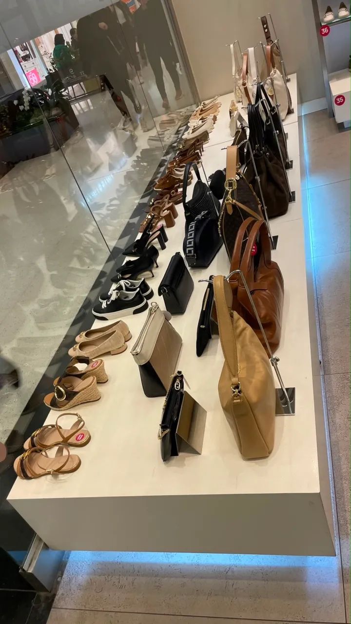 prateleiras de loja aceito ofertas 