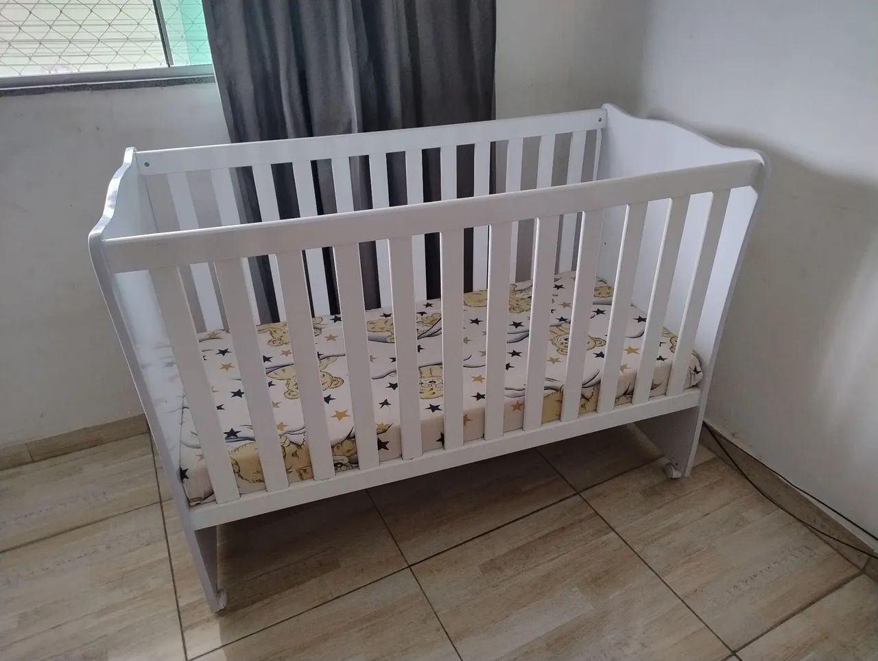 Berço Semi Novo