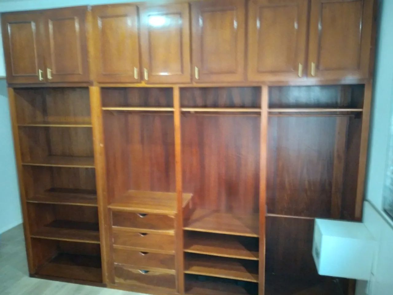 Guarda Roupa  Madeira Maciça  - Foto 2