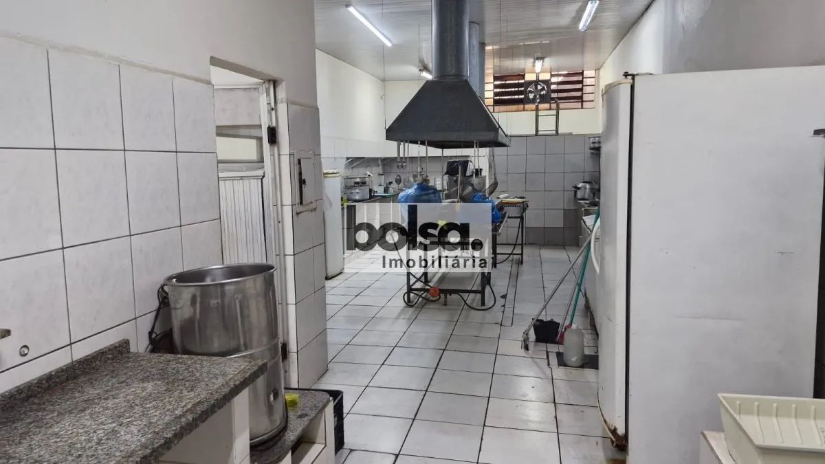 Prédio comercial para restaurante