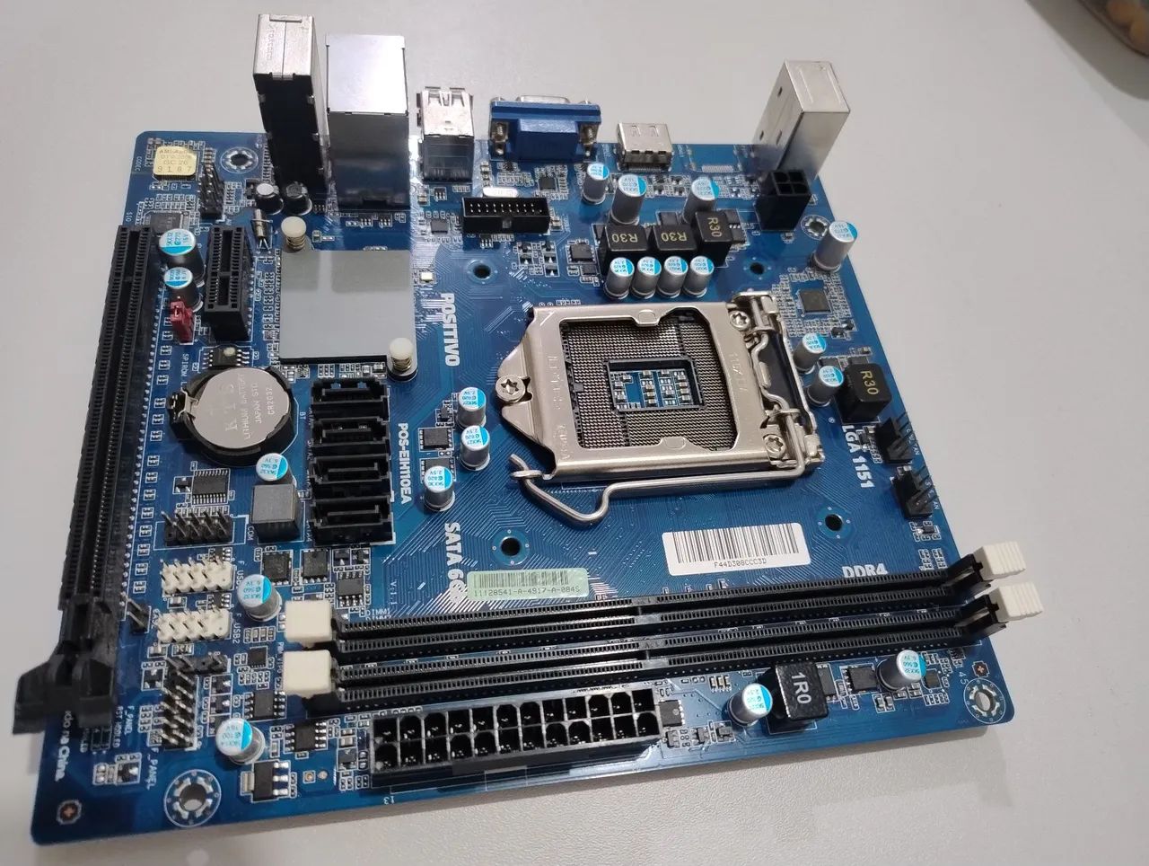 Placa mãe Positivo POS-EIH110EA - Foto 4