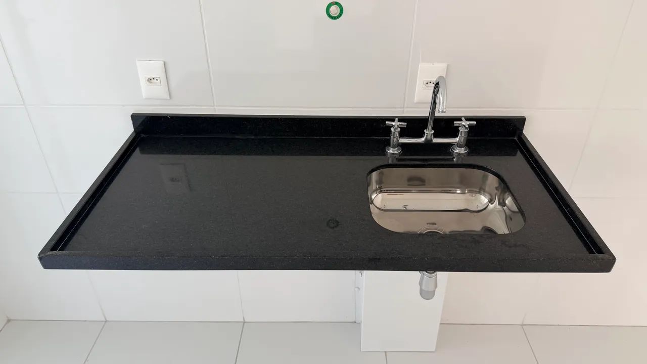 Bancada de cozinha em granito 