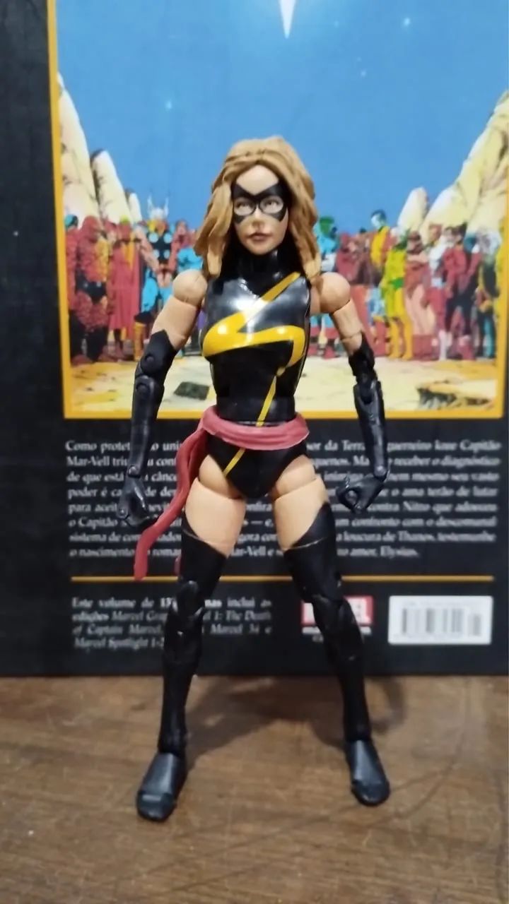 Marvel lengends miss Marvel  - Foto 2
