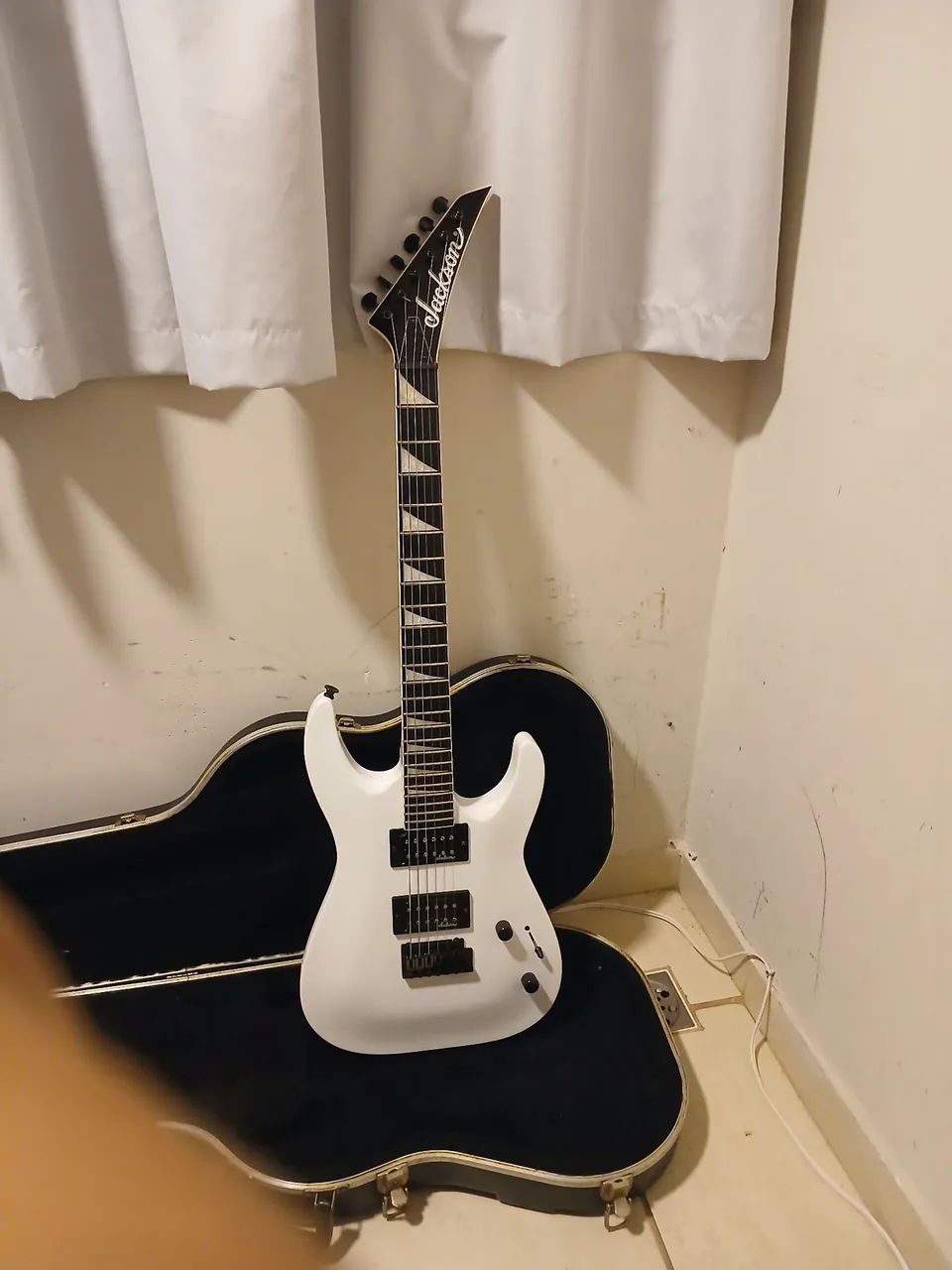 Jackson js22