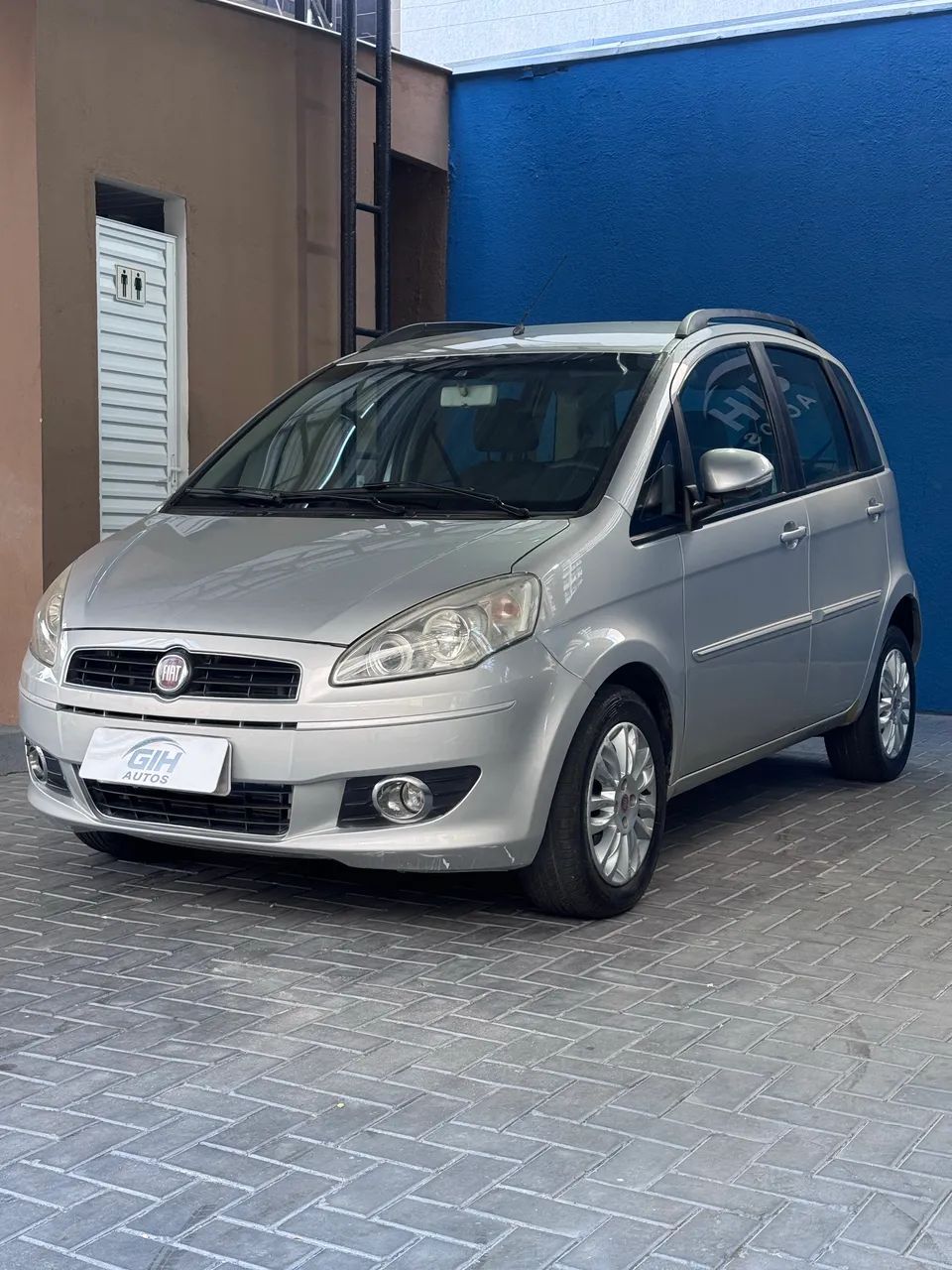 Fiat Idea Essence 1.6 Flex 16V 5P 2012 - Foto 3