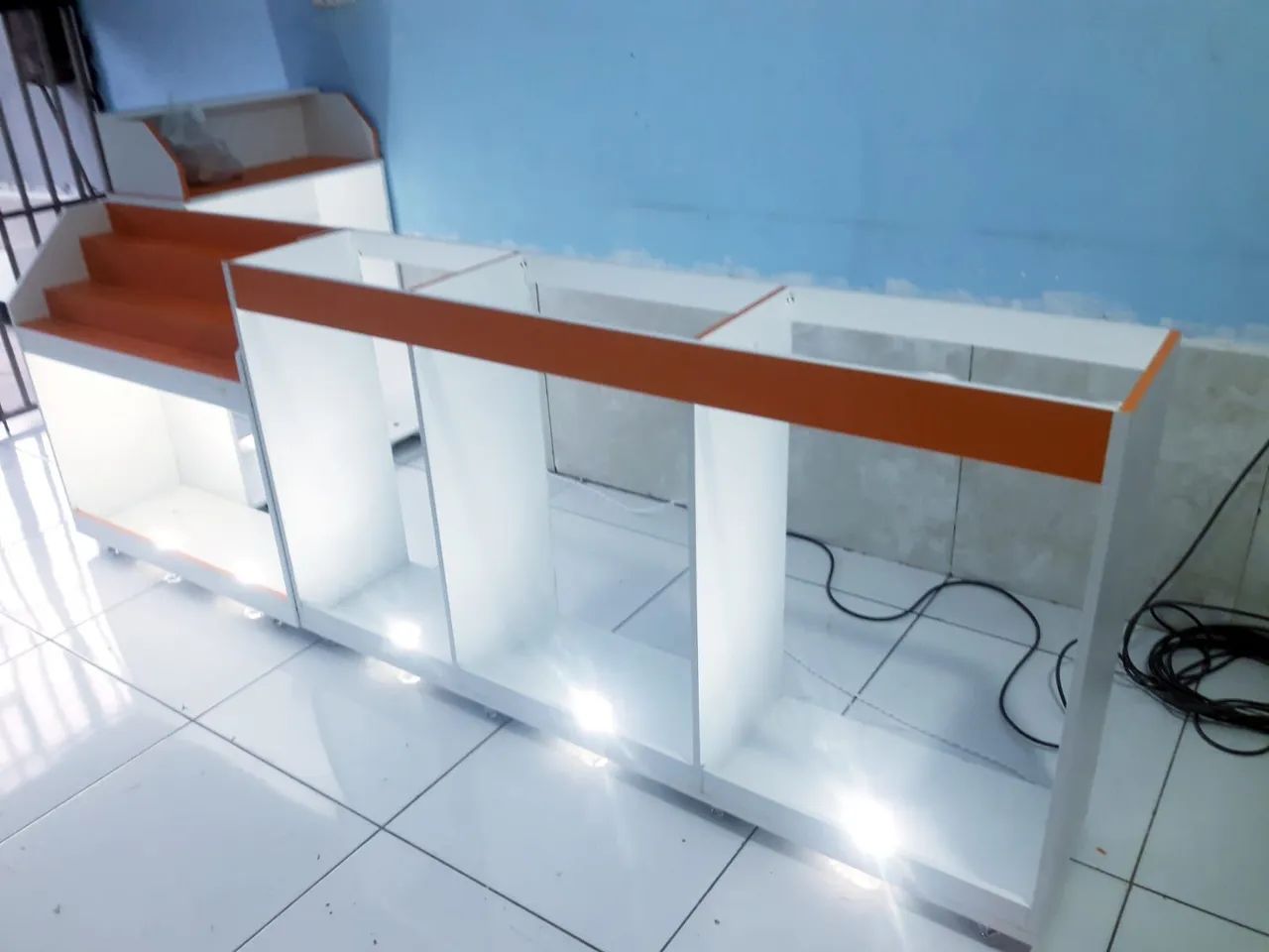 Balcões de conveniência e loja com caixa com vitrine personalizado fabricamos diversos - Foto 2