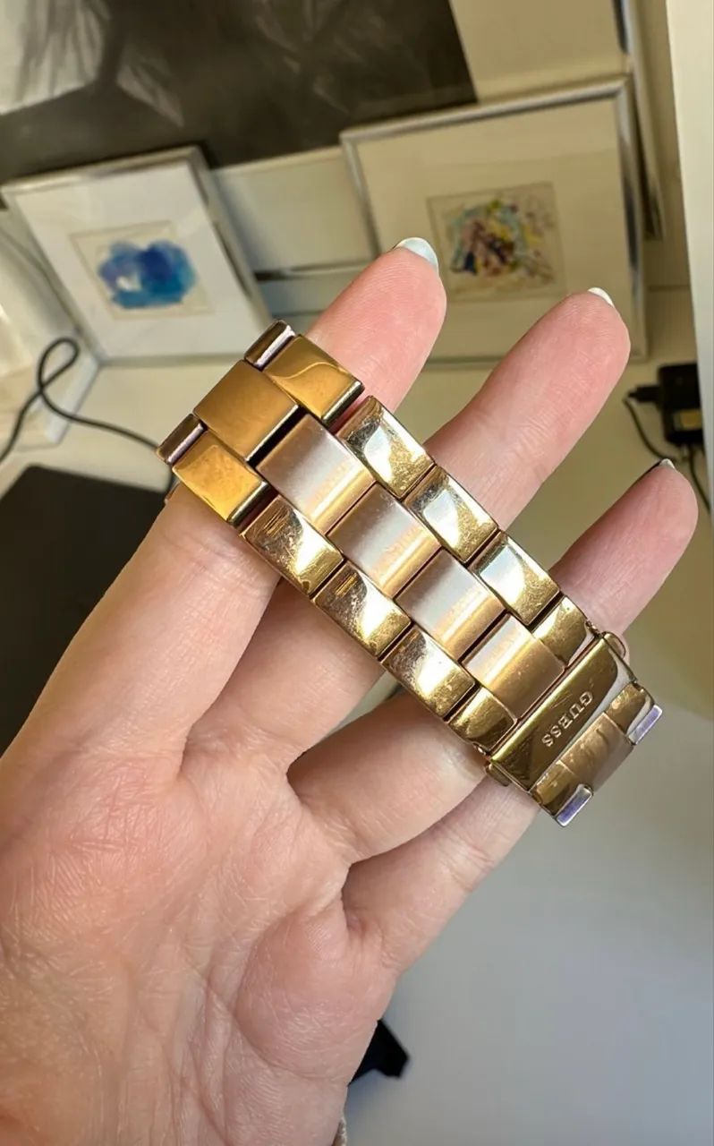 Relógio rose gold guess original com pedrinhas  - Foto 4