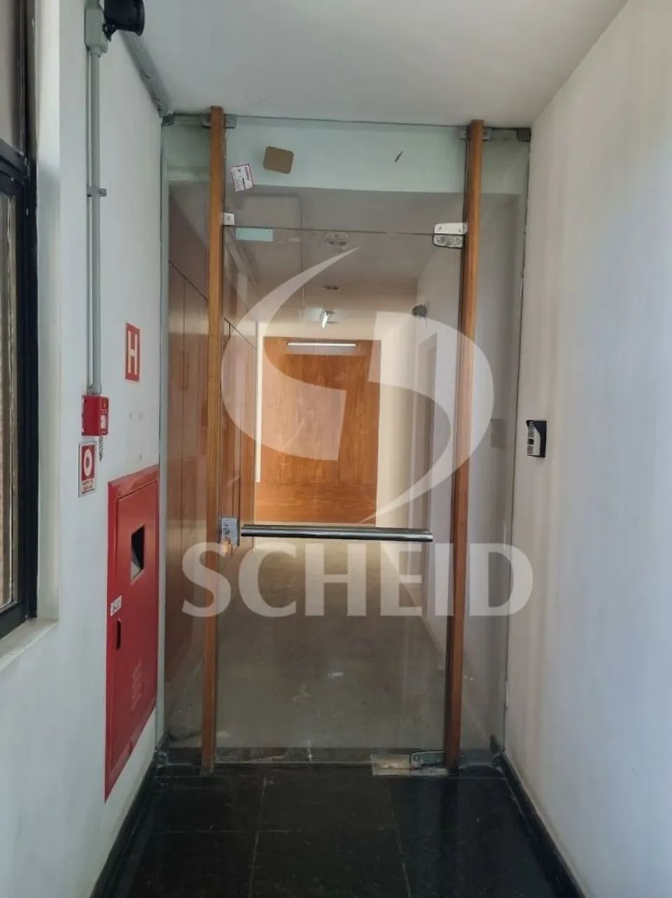 Conjunto comercial para locação na Vila Olímpia com 230m², 3 banheiros, 5 vagas, ar-condic - Foto 8