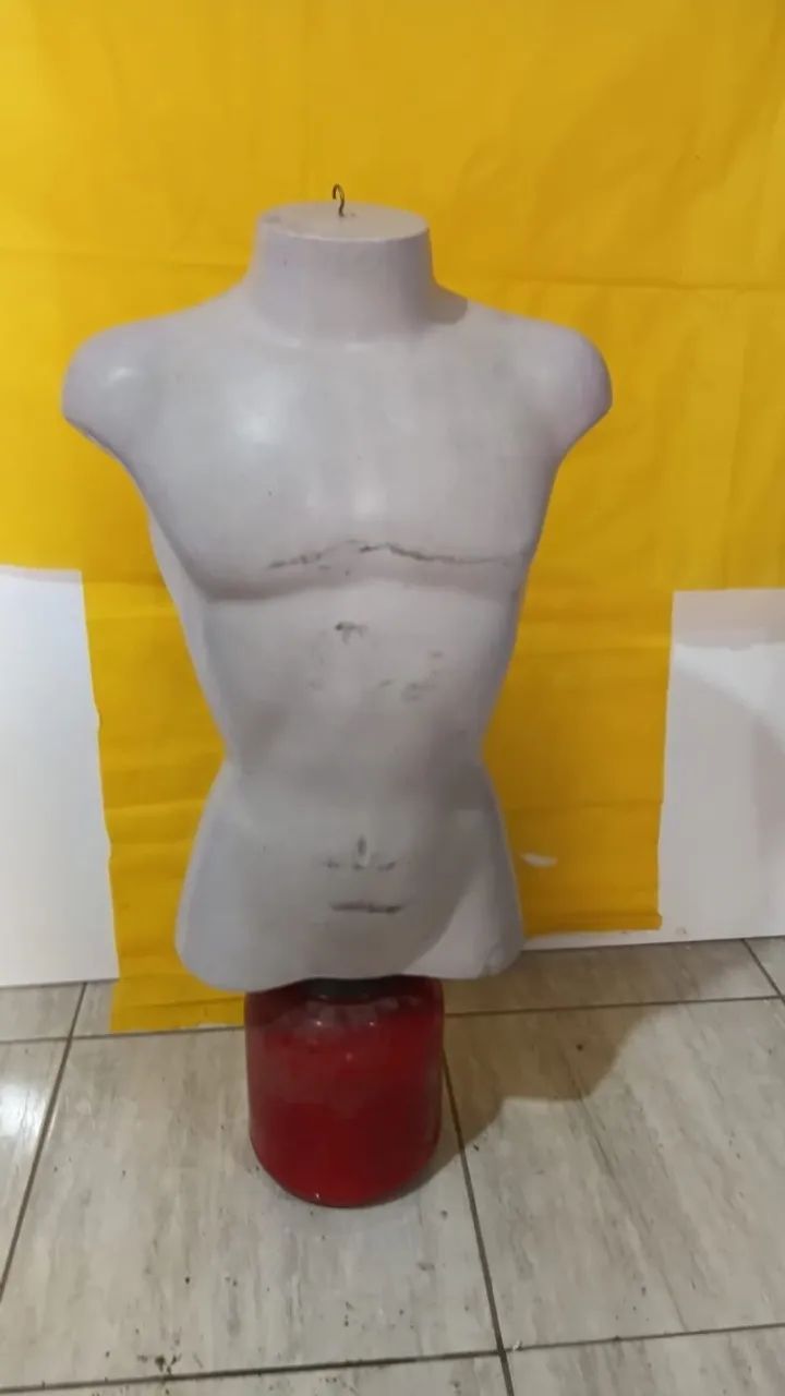 Manequim masculino sem perna - Foto 2