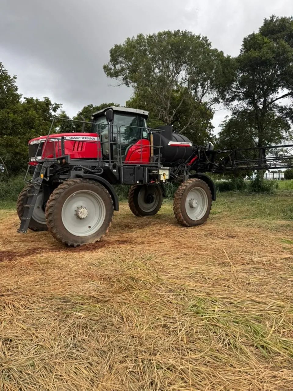 Pulverizador 530r (Massey Ferguson) - (30 Metros Barra) - Foto 5