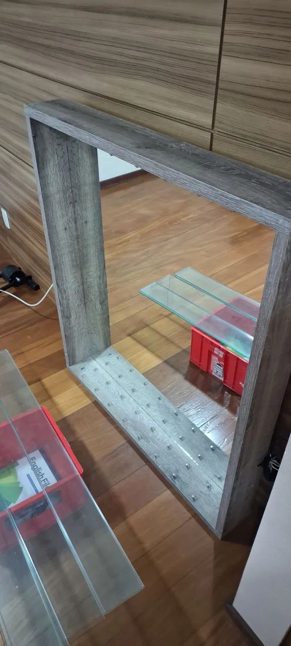Esmalteira / Móvel de Vidro e Madeira com iluminação e espelho - Foto 5
