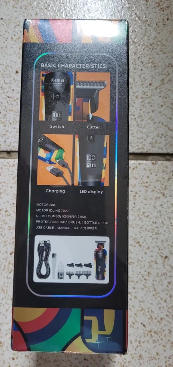 Máquina Profissional De Corta Cabelo Kemei KM-MAX5090 Lacrada (Bateria e USB-C) - Foto 4