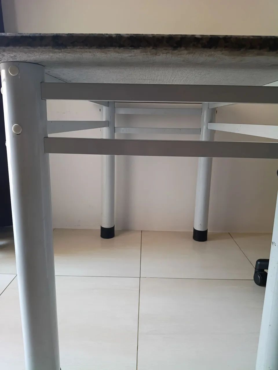 Mesa 1.20em perfeito estado  - Foto 5