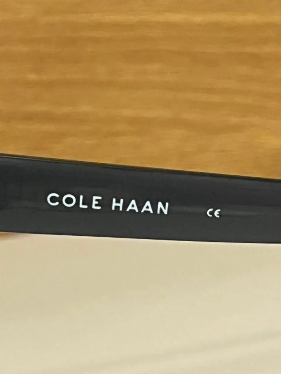 Óculos Cole Haan excelente estado  - Foto 3