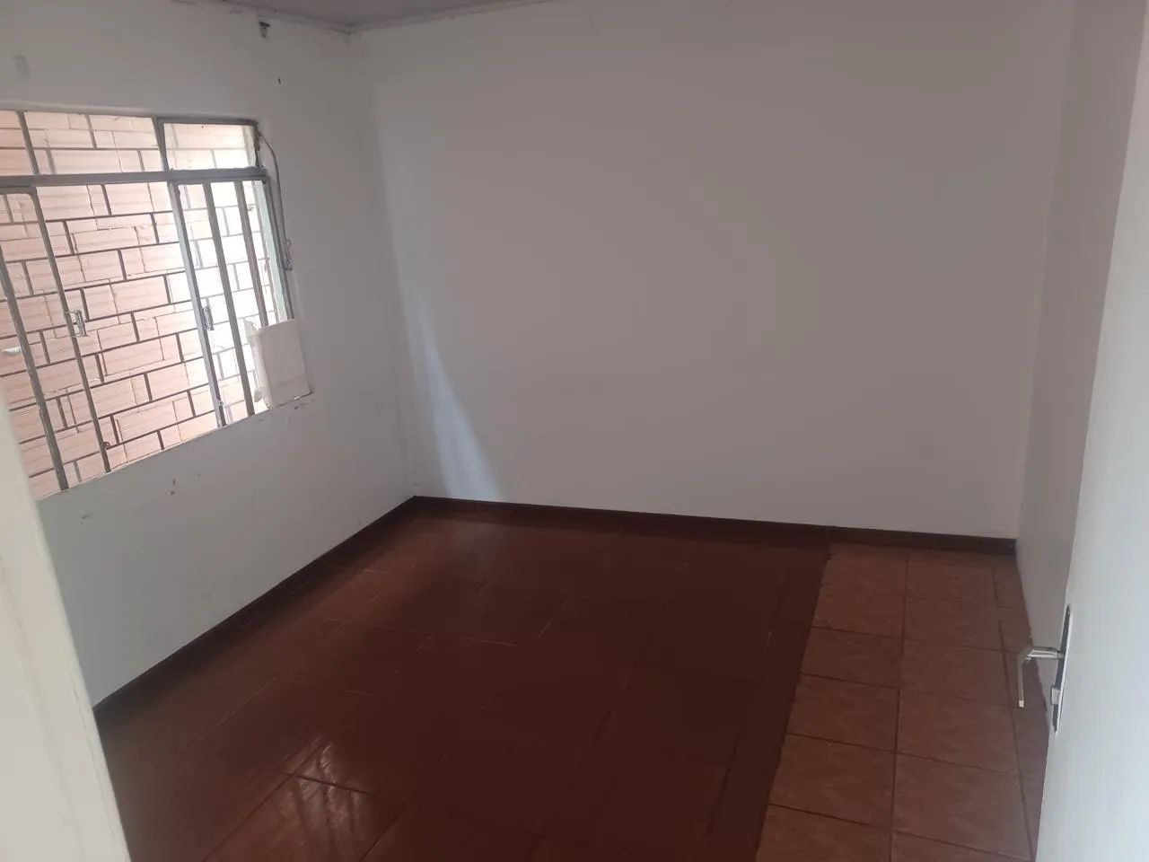 Casa 1 quarto. Sitio cercado 