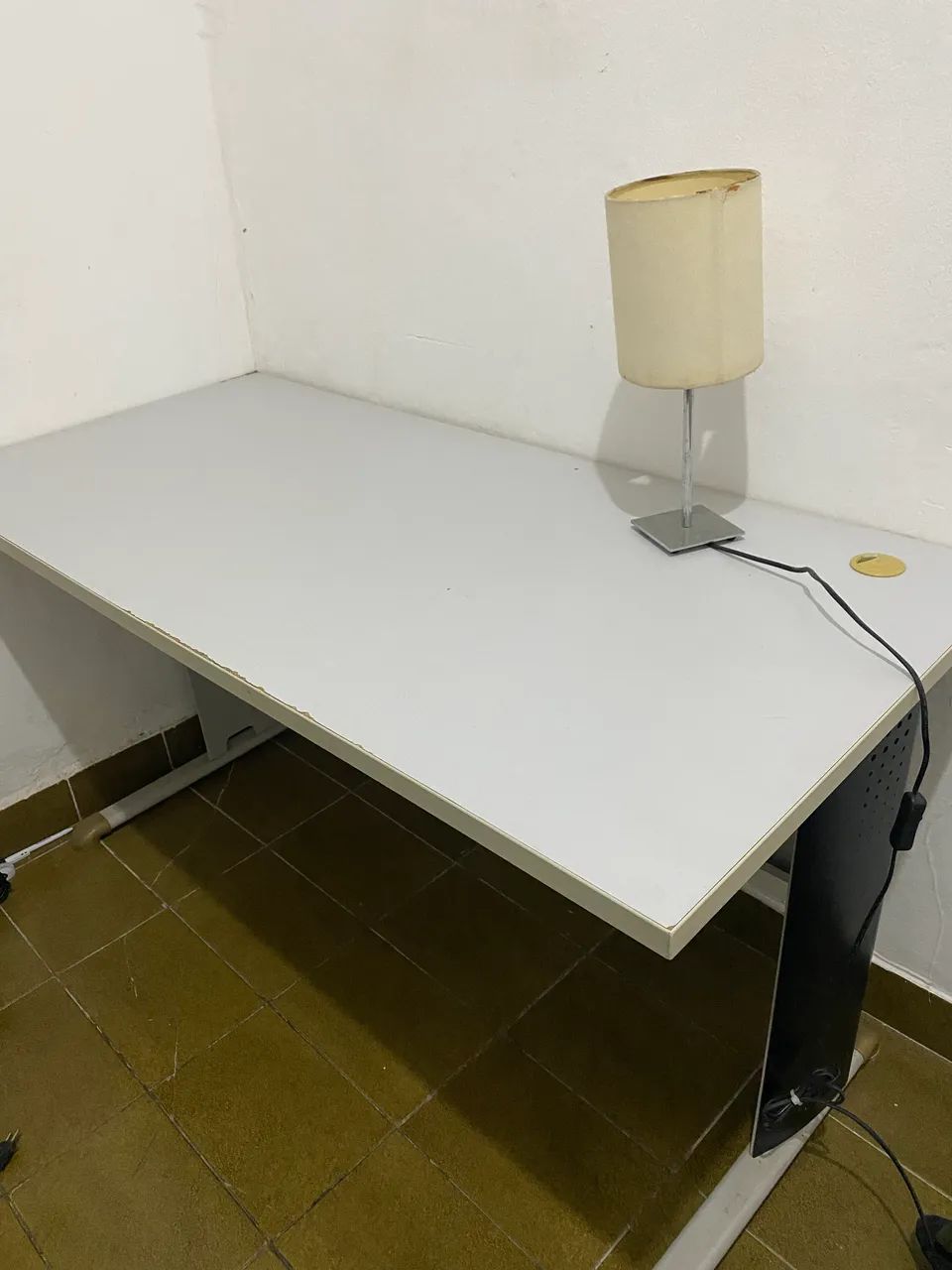 Mesa Estudos/ Escritório  - Foto 2