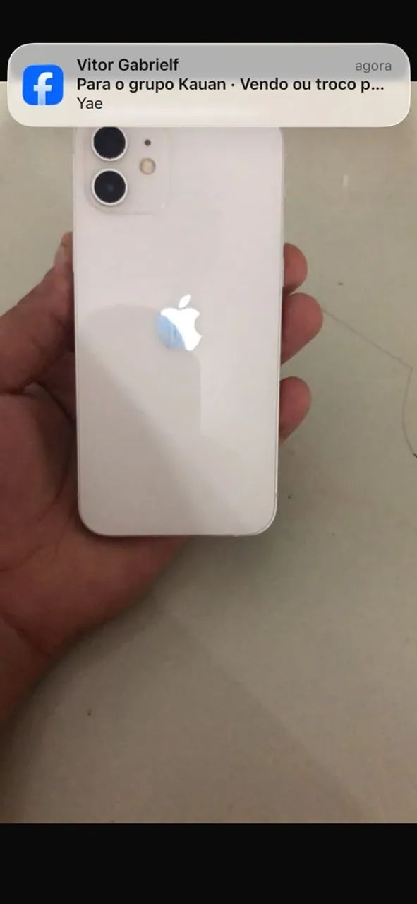 Vendo esse iPhone 12  - Foto 3