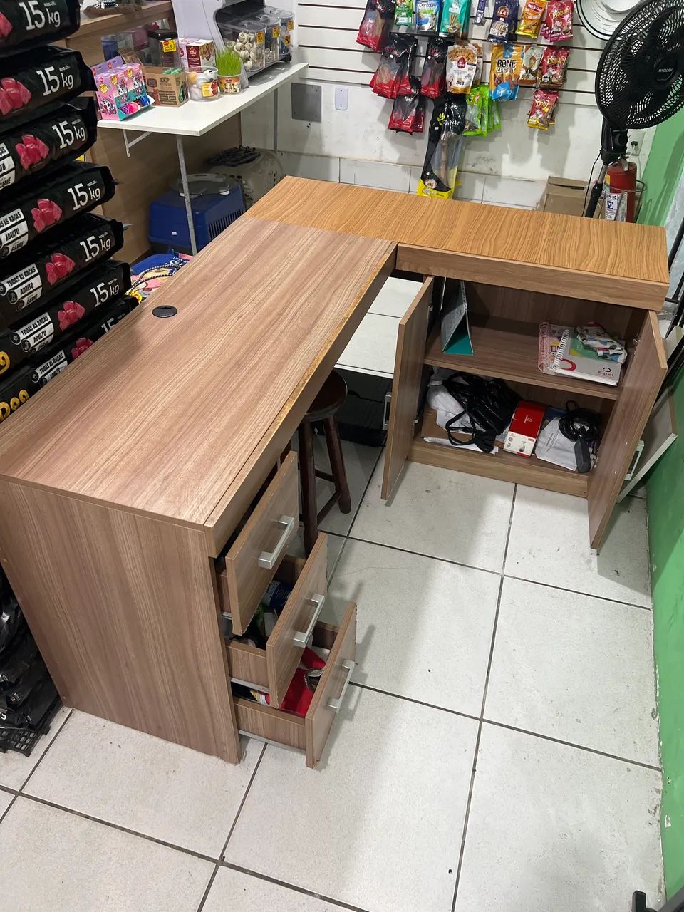 Mesa L para escritório  - Foto 2