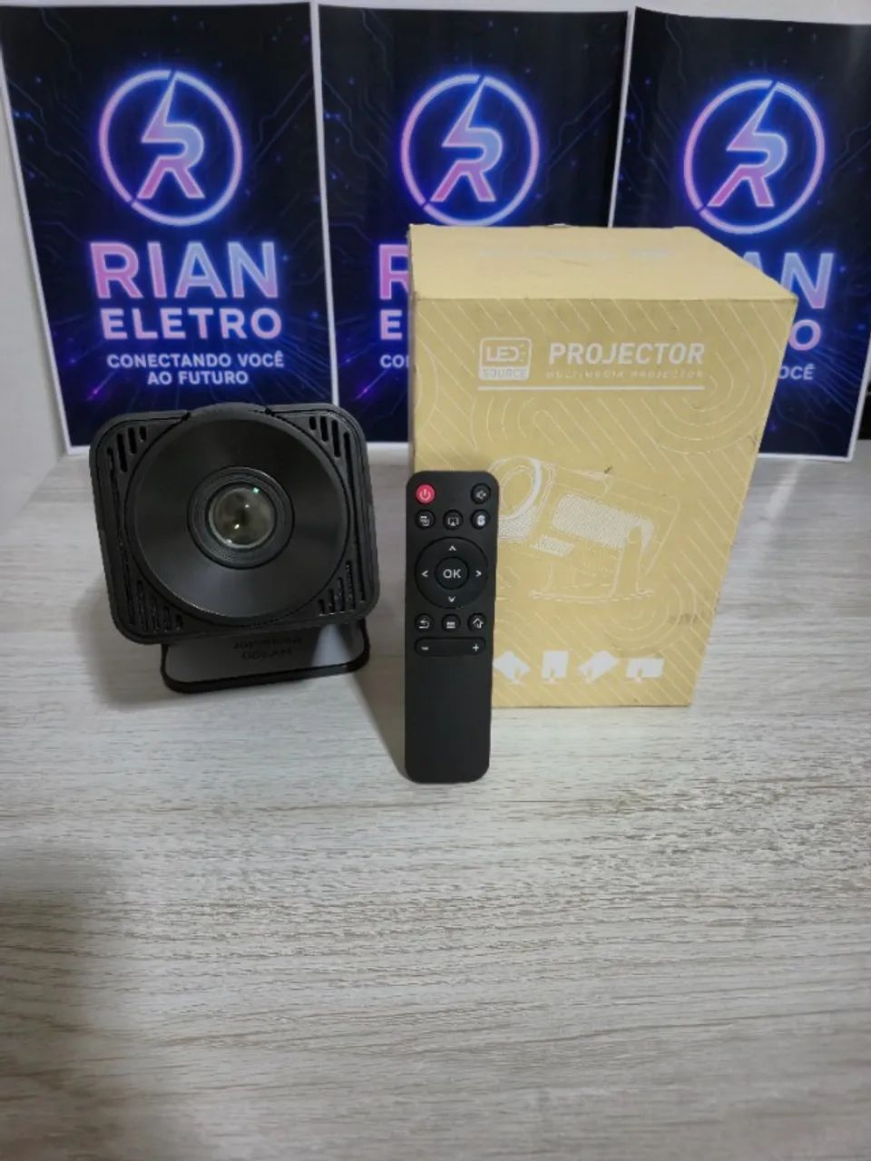 Projetor Inteligente HY320 Full HD Android Wi-Fi e Bluetooth | Cartão e Frete Grátis - Foto 4