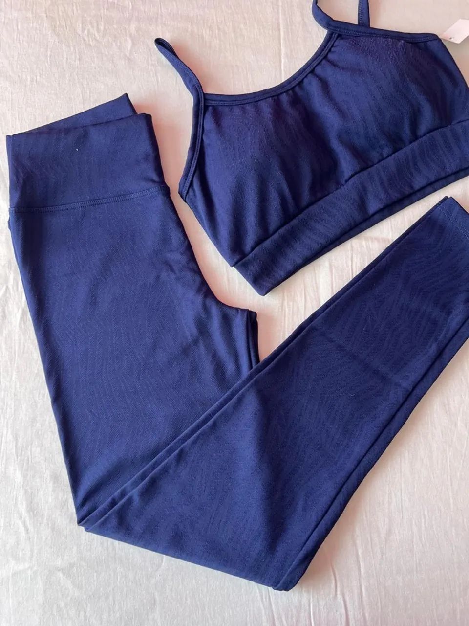 Lote de roupa de academia feminina  - Foto 4