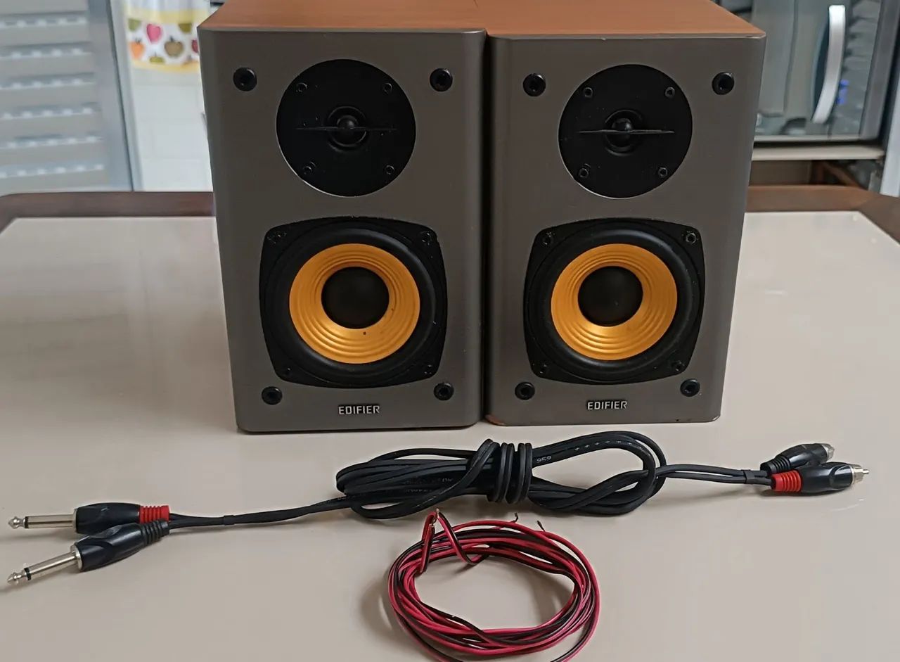 INTERFACE DE ÁUDIO SCARLETT STUDIO / EDIFIER / AKG - Foto 2