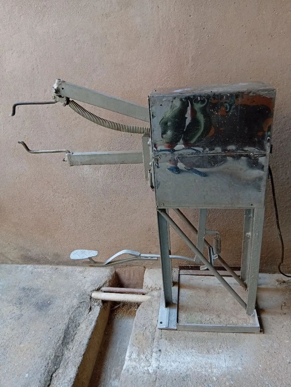 Máquina de solda pontiadeira 