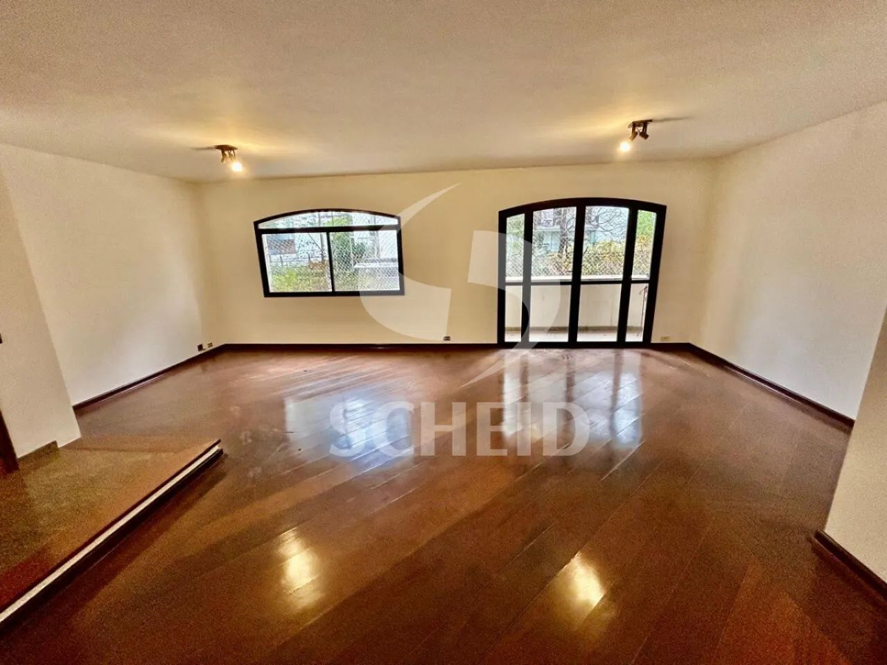 Apartamento Moema 4 quartos 2 suítes 2 vagas
