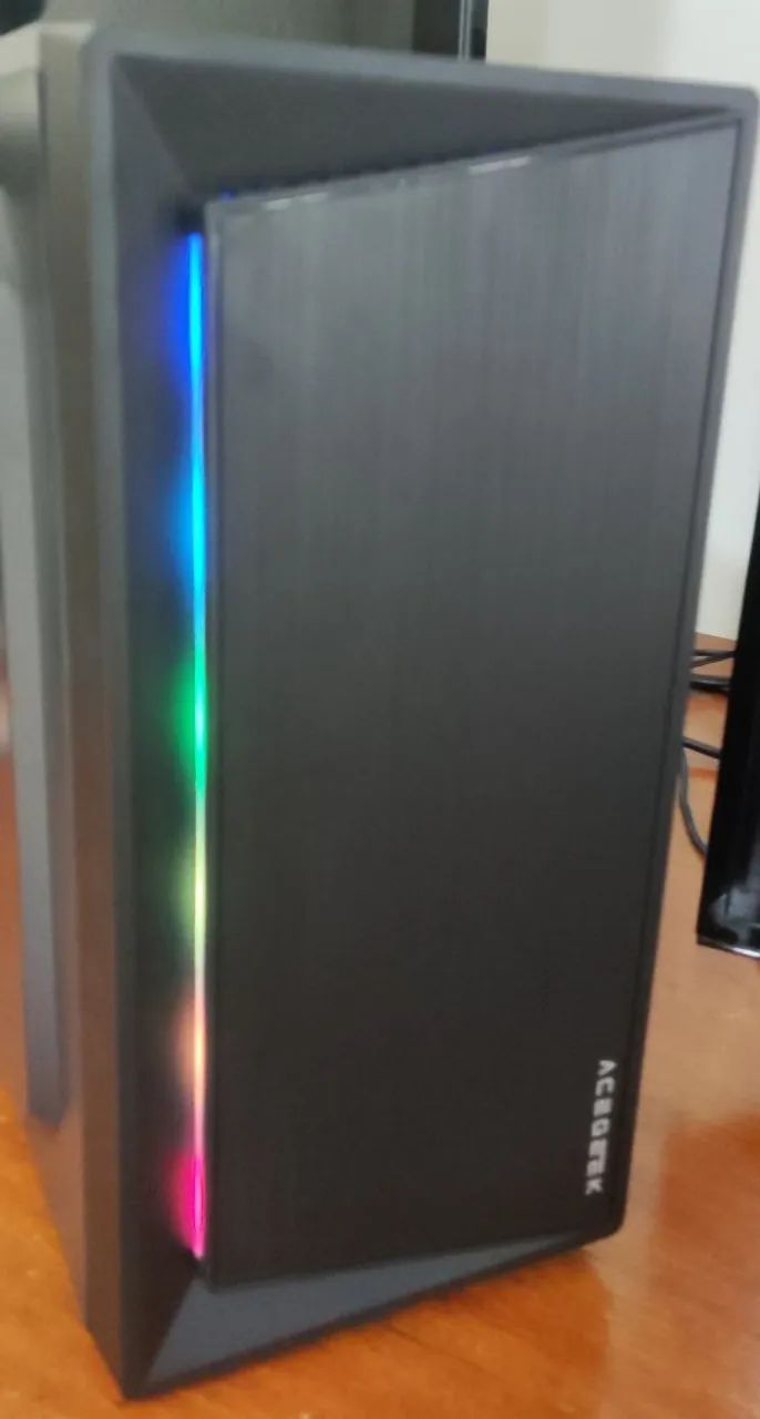 Desktop Gamer Intel i5 3330, Radeon RX480 8gb, 16 gb ram, SSD 224gb, 2 HDs 1 tera cada. - Foto 3