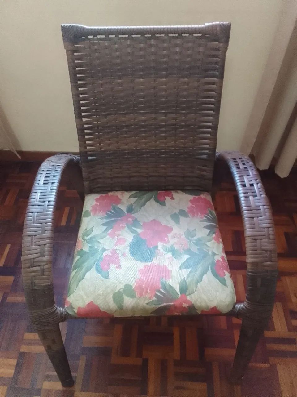 Cadeira decorativa 
