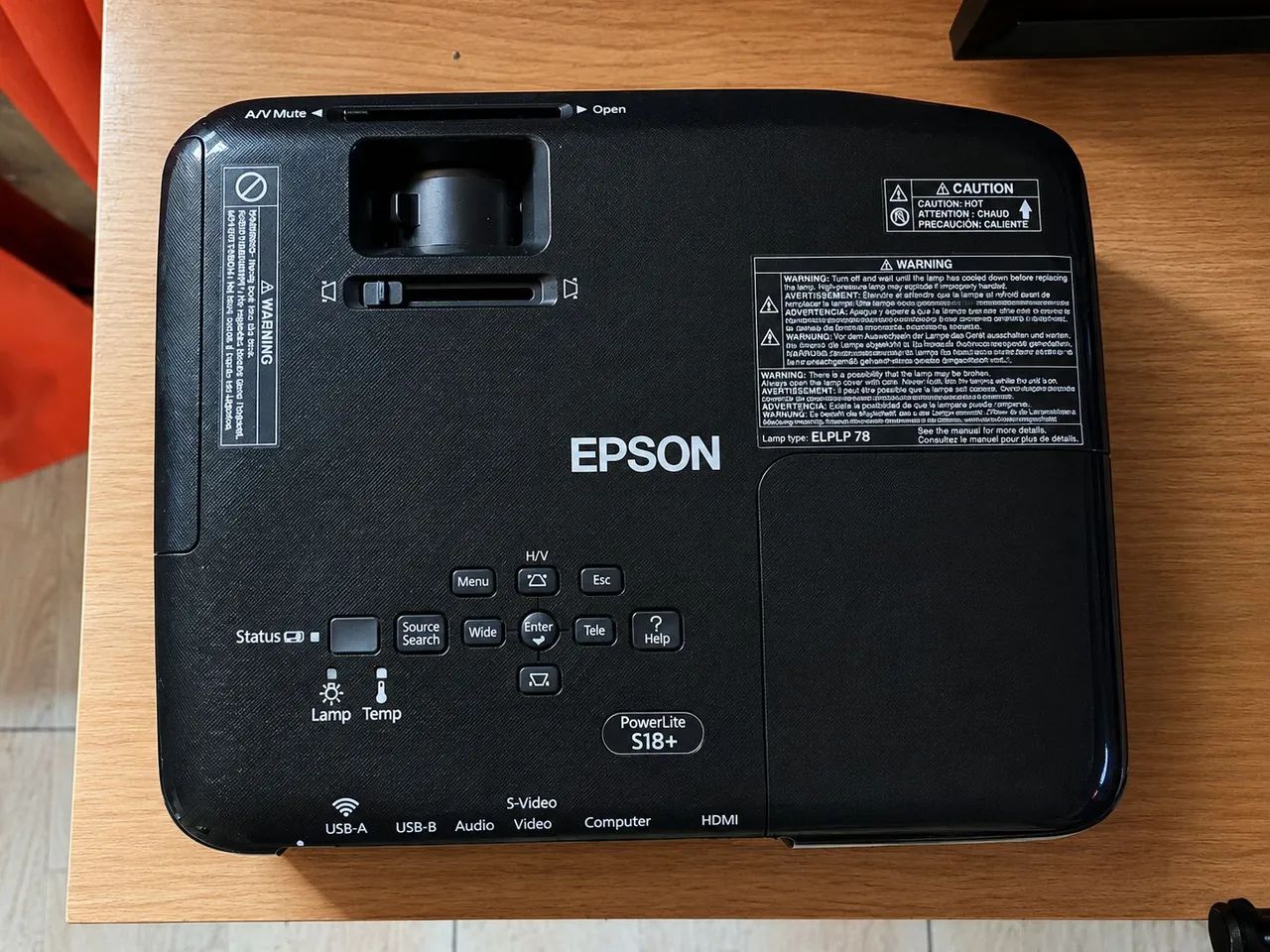 Projetor EPSON PowerLite S18+