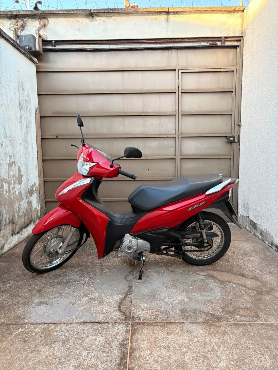 Moto biz  - Foto 4