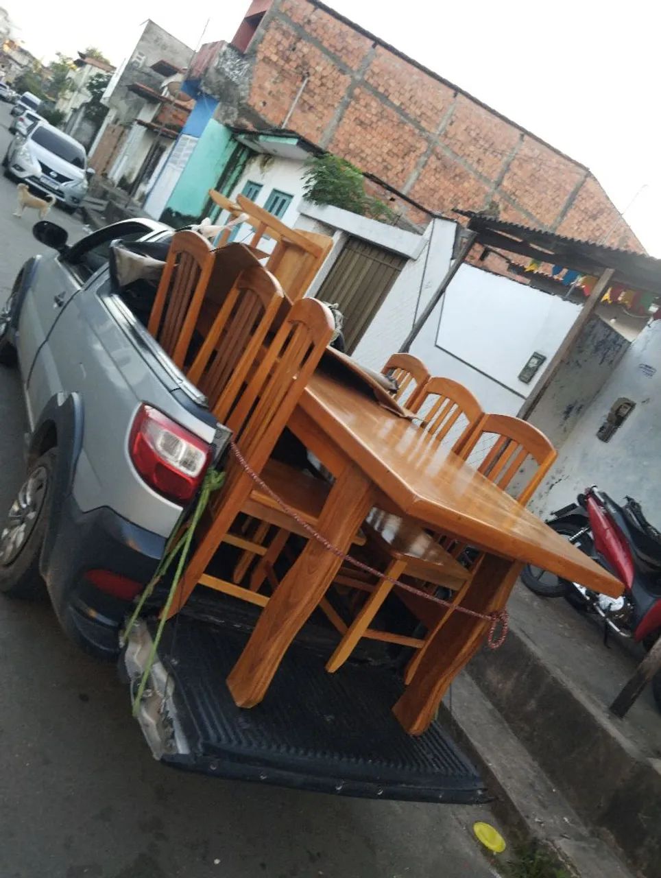 Conjunto de mesa de jantar com 8 cadeiras  - Foto 4