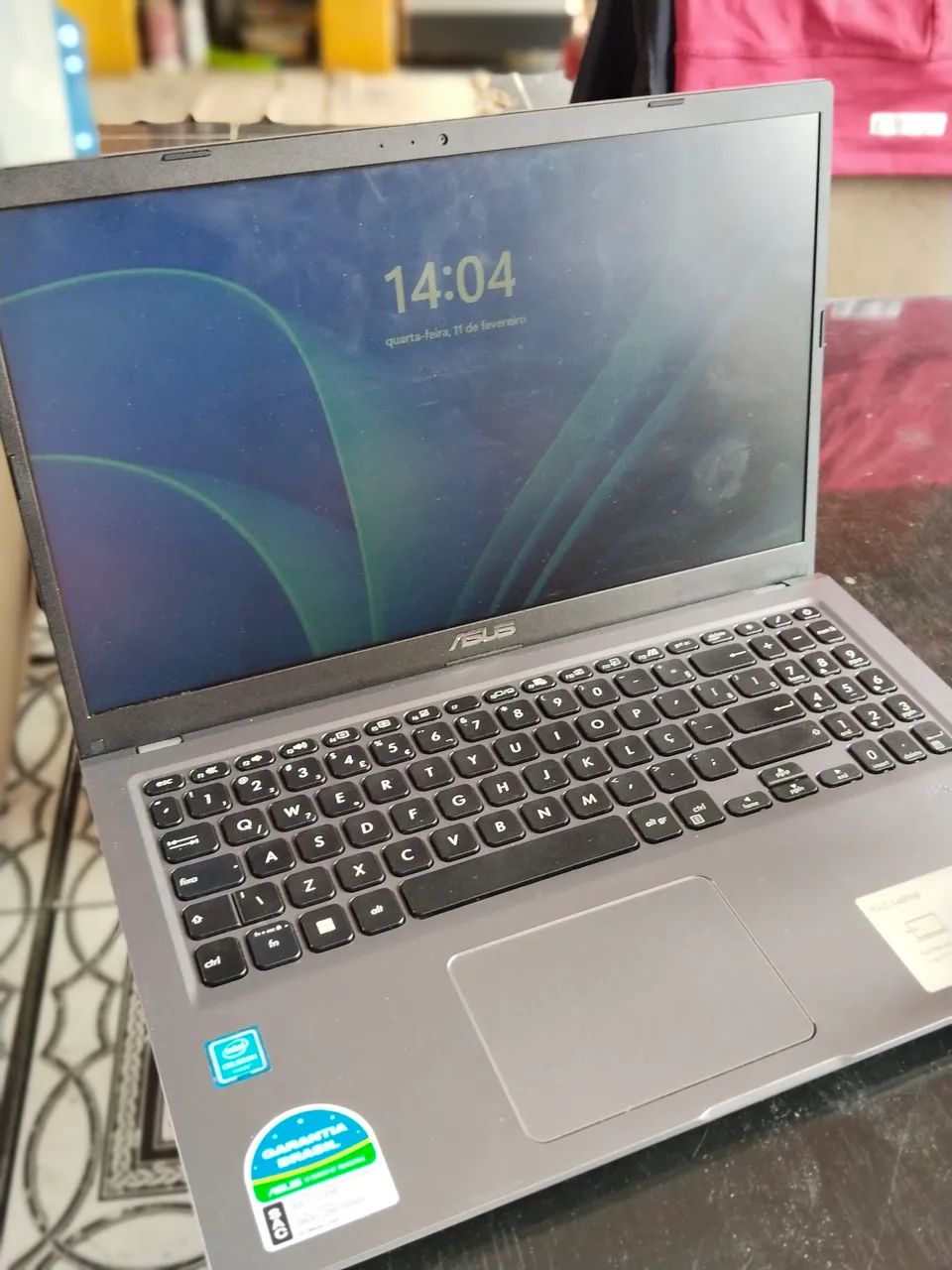 Vende se notebock Asus 