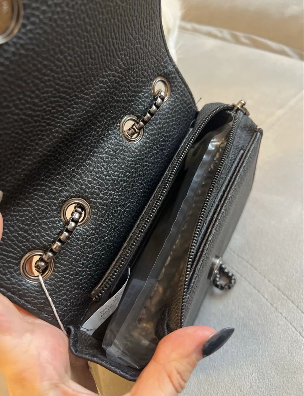 Bolsa preta transversal nova - Foto 3
