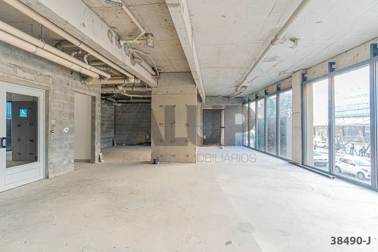 Loja para locação com 454m² no Movi Campo Belo