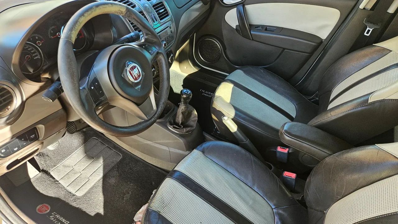 Fiat Grand Siena 2015