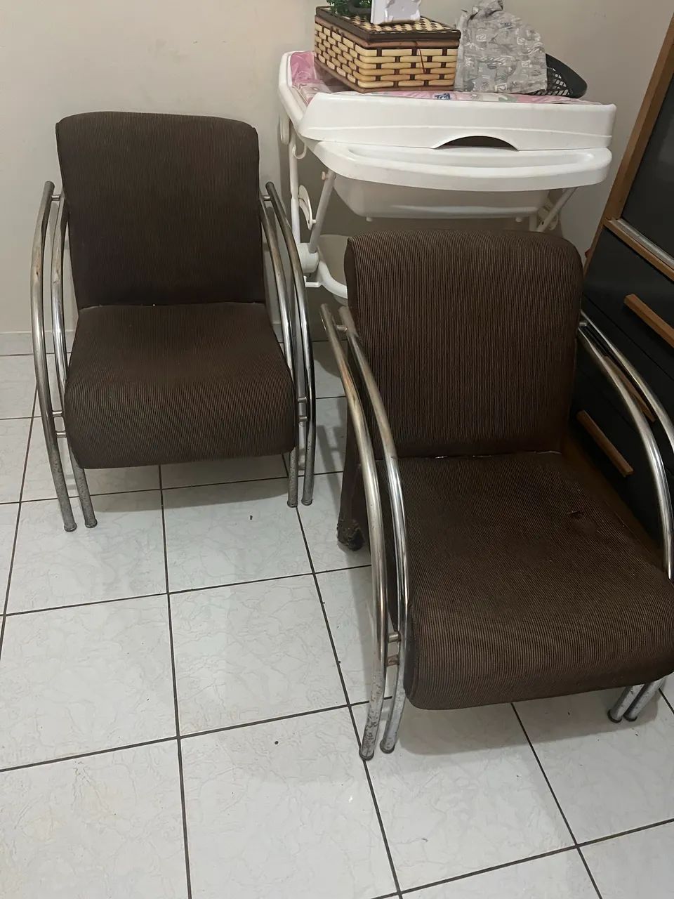 2 poltronas marrom  - Foto 3