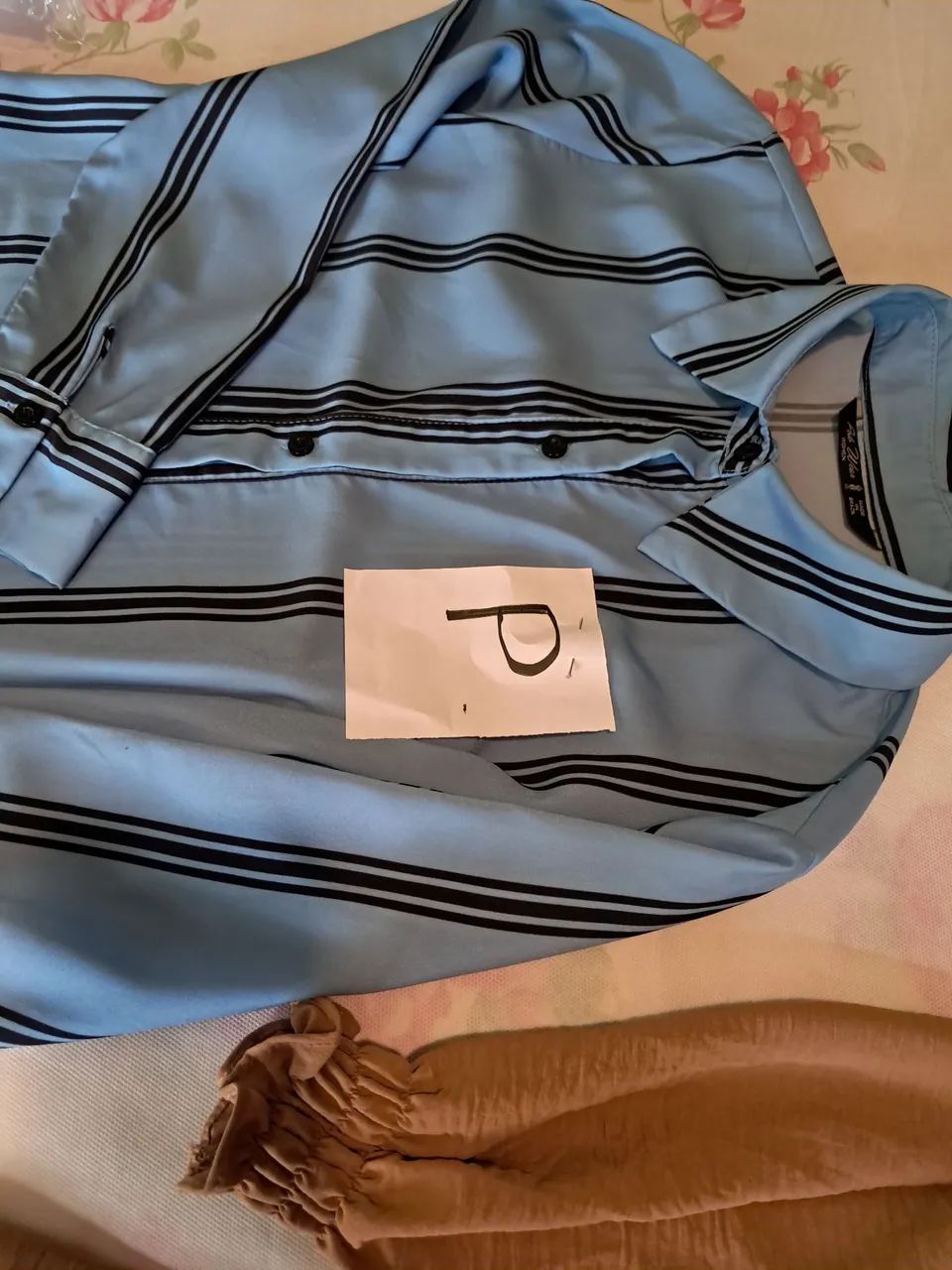 Vestidos tam P  super novos - Foto 2