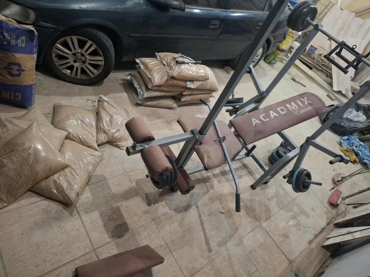 Academia Acadmix com 100kg de anilhas  - Foto 2
