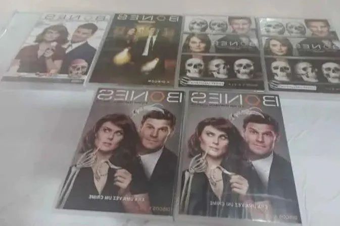 Bones - Temporadas 1 ao 8 em DVD (série rara) - Foto 3