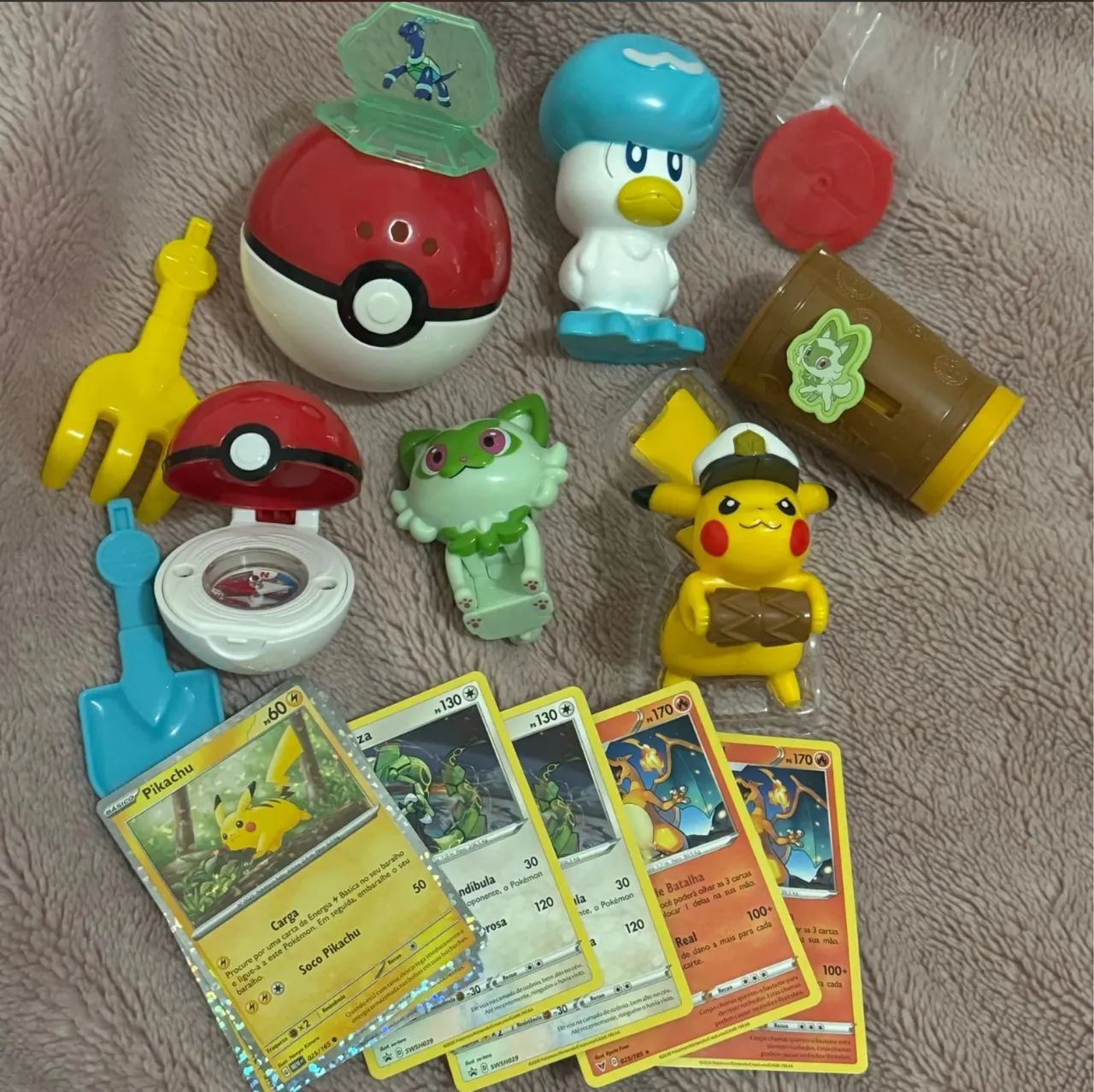 Coleção Completa Pokémon Praia McDonalds com Cards