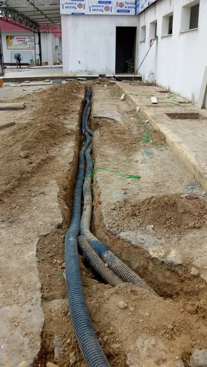 ENG. CIVIL E ELETRICO PROJETOS E SERVIÇOS DE CONSTRUÇÃO E REFORMAS - Foto 3