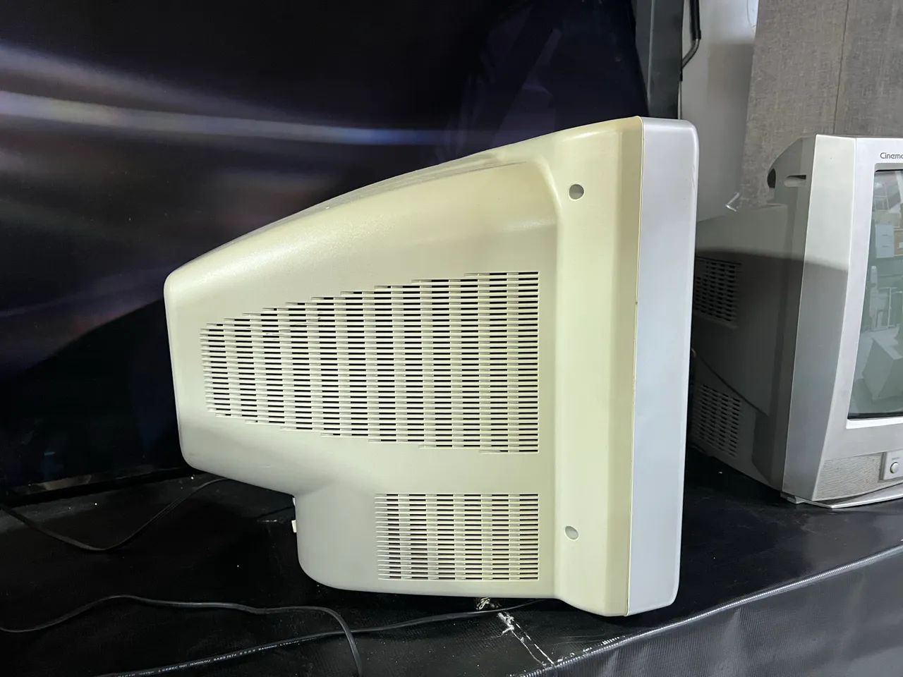 Tv de Tubo Aiko CRT 21 Polegadas Flat Pro FP-2111 - Foto 3