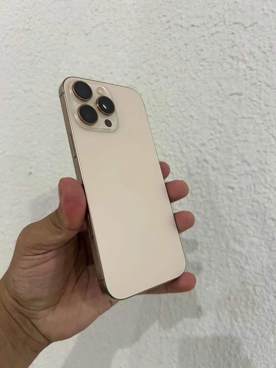 iPhone 16 pro max  - Foto 2