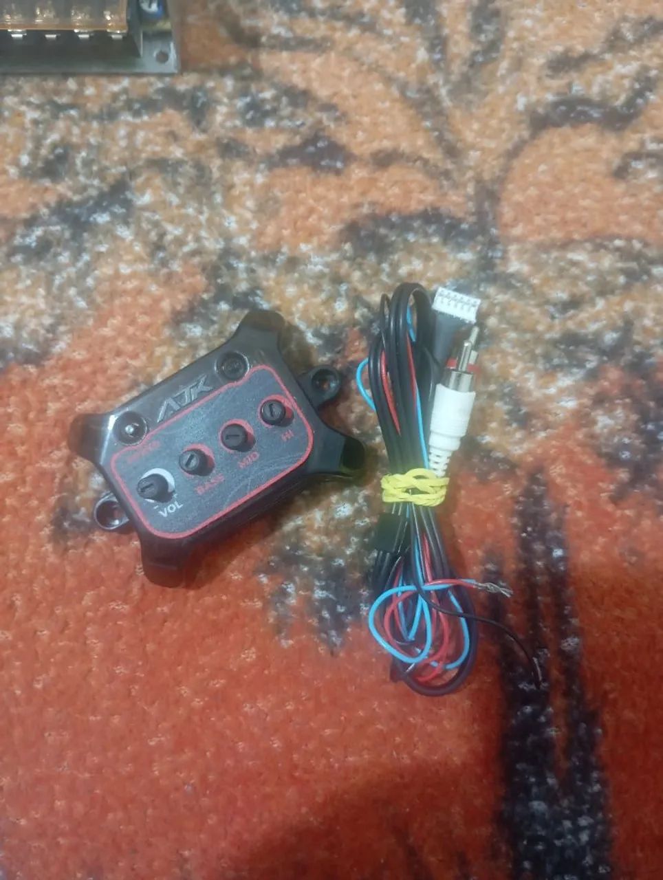 Display bluetooth AJK com regulador para mid, bass, Hing 12v