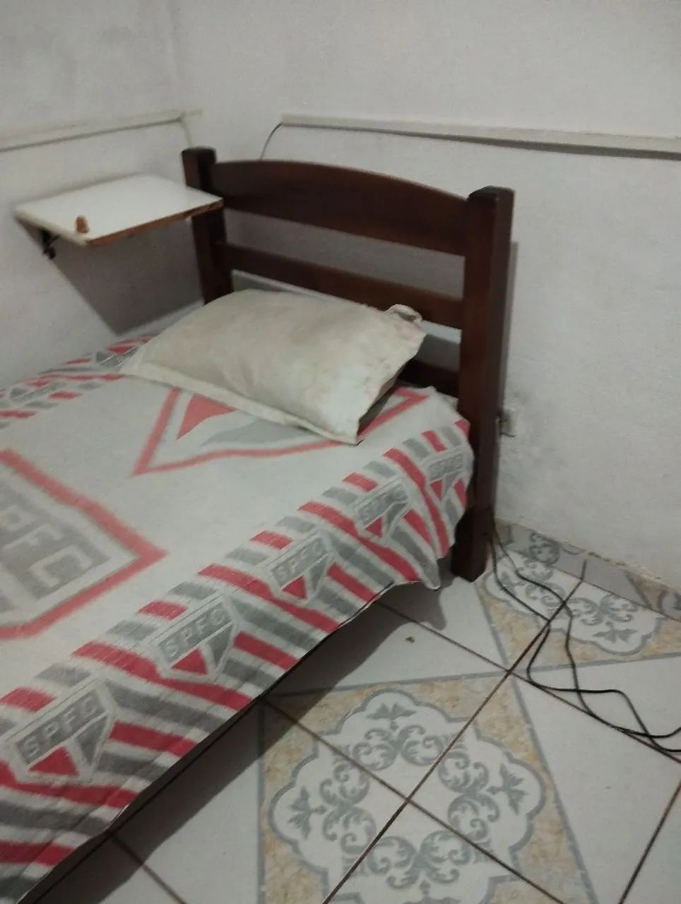 Cama de solteiro 