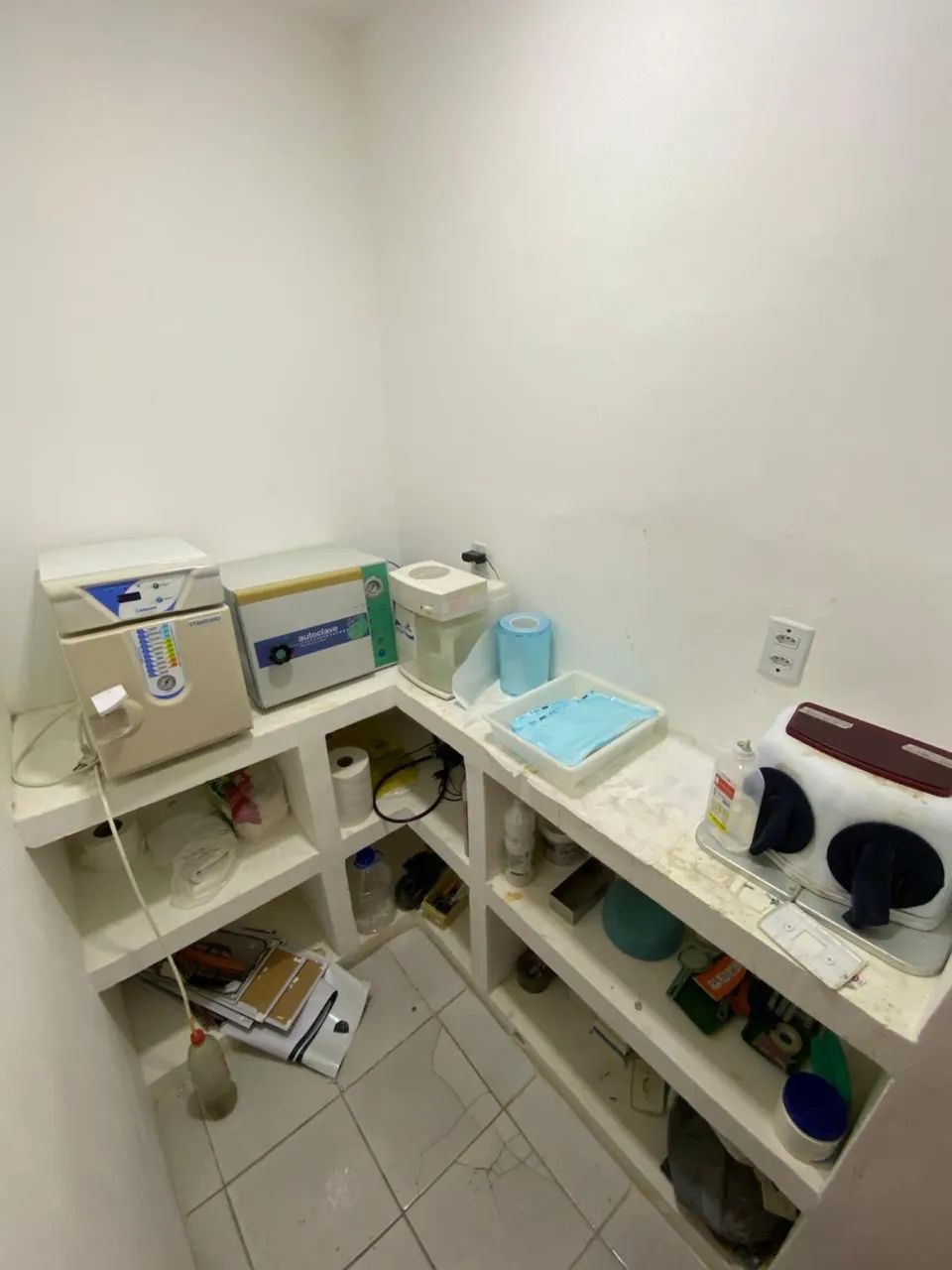 CONSULTÓRIO ODONTOLÓGICO COMPLETO 