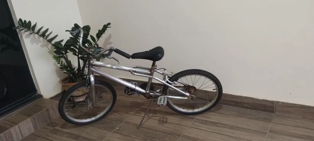 Bicicleta aro 20 - Foto 2