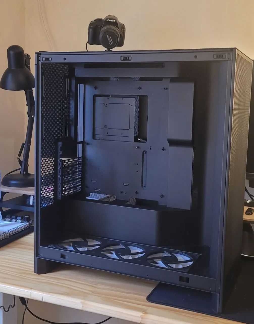 Gabinete gamer nzxt h7 flow - Foto 4